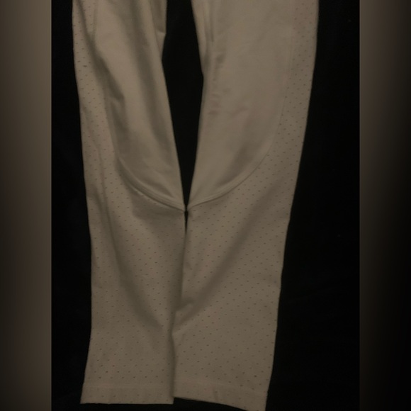 Lululemon bundle lot 4 size 4 pants jacket and hat - Picture 2 of 9